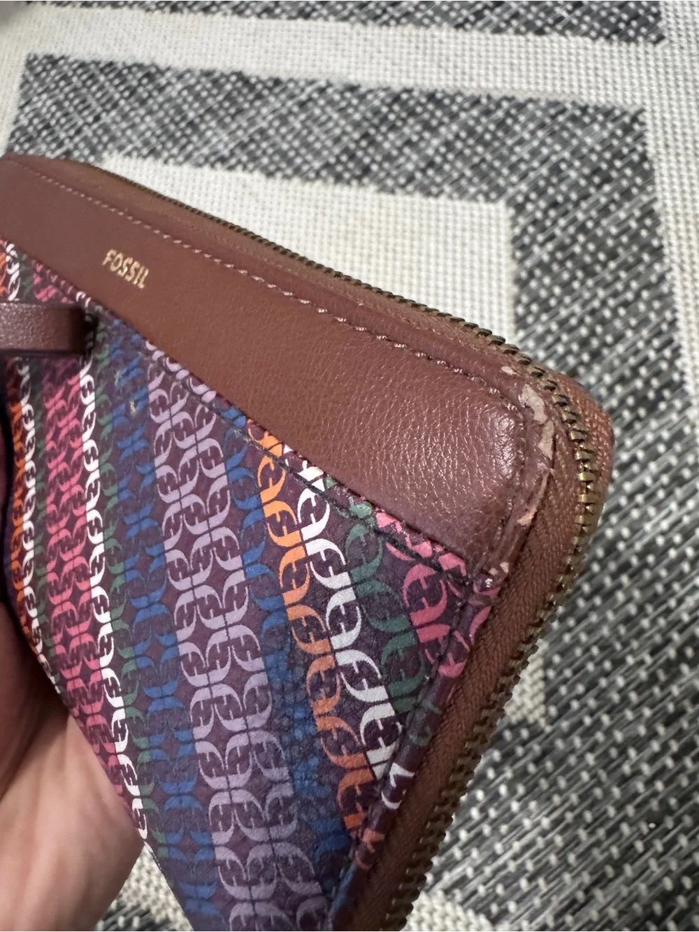 Fossil Diagonal Multicolor Signature Wristlet in Brown Trim
